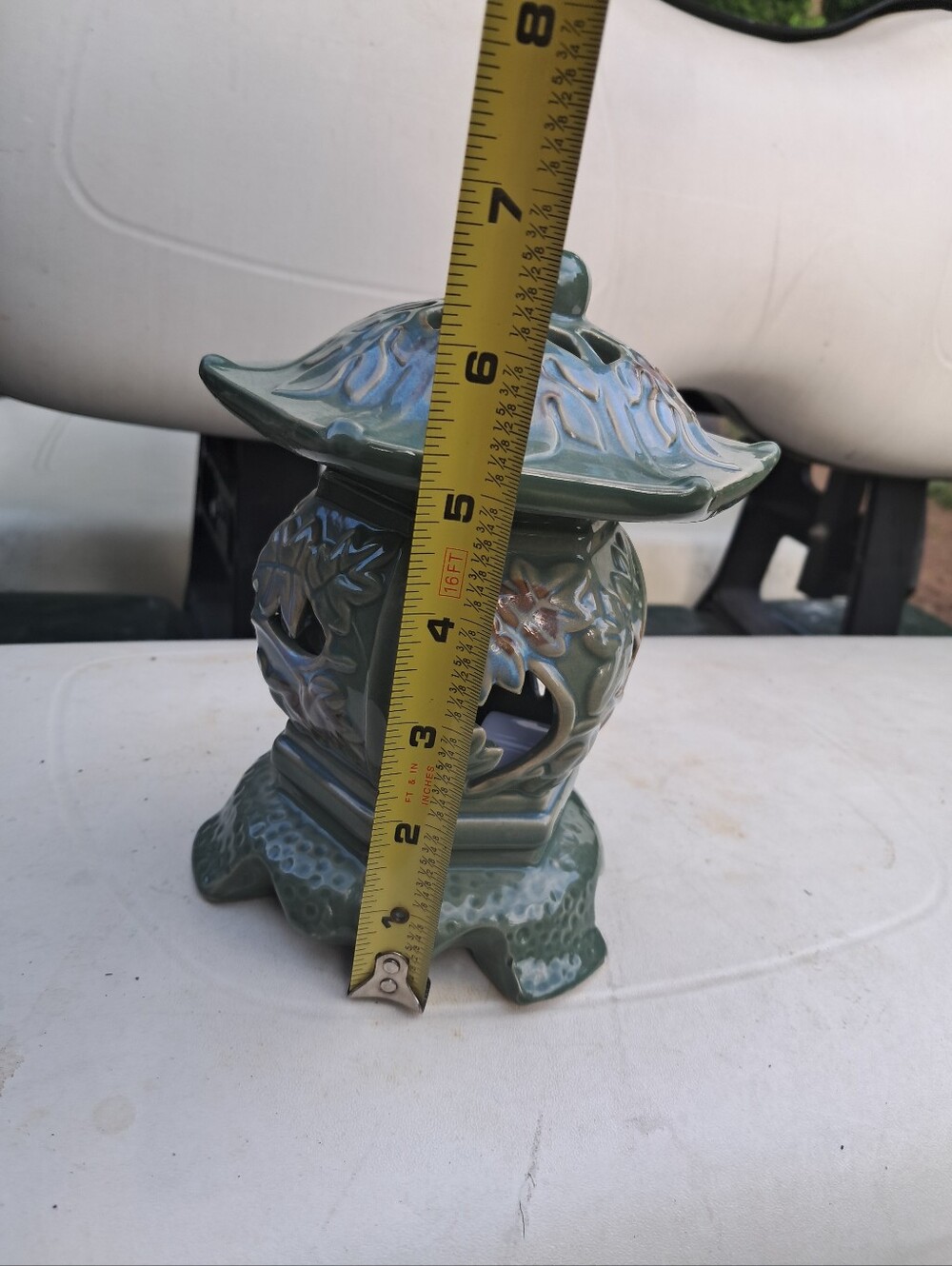 Artisan Green Ceramic Lantern with Leaf Motif - Picture 5 of 7